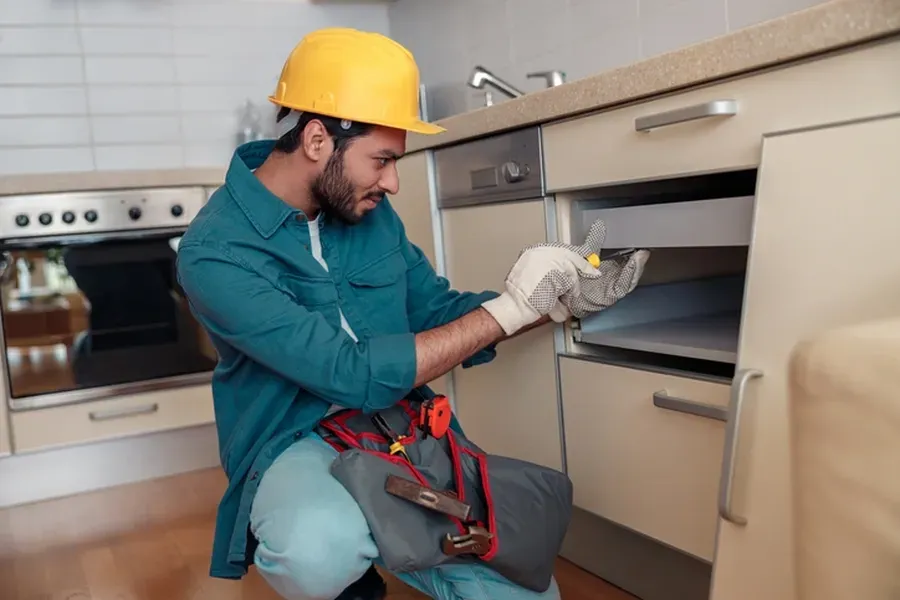 Finish Carpentry Solutions For Uneven Walls in Atlanta, GA Finish Carpentry Solutions For Uneven Walls in Atlanta, GA